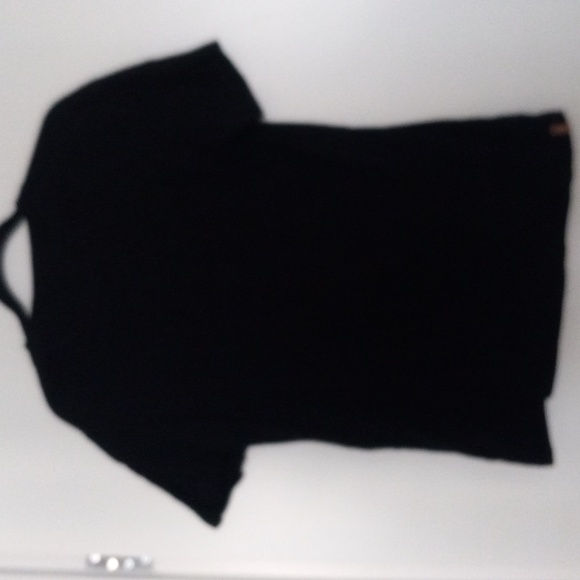 Tentree Earth Peace Sign Shirt - Picture 4 of 4